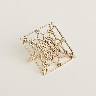 【HERMES】上品スタイル☆Eperon d’Or Ciseleスカーフリング Eperon d'Or Cisele scarf ring | Hermès Singapore